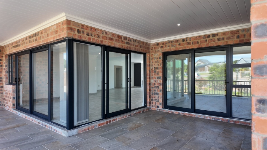 3 Bedroom Property for Sale in Stilbaai Wes Western Cape